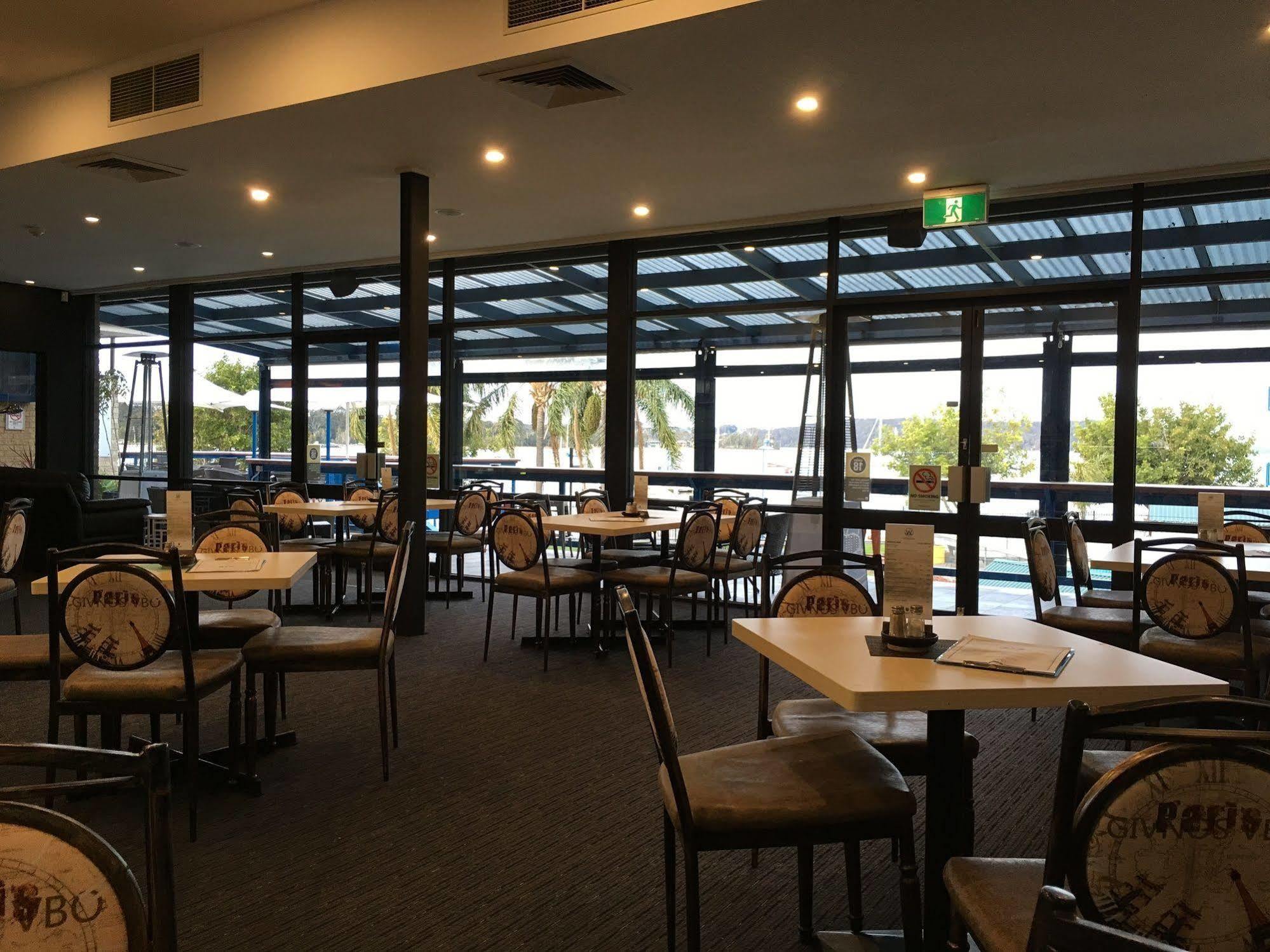 Mariners On The Waterfront Motel Batemans Bay Eksteriør bilde